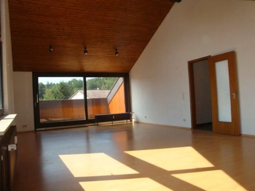 3,5 Zimmer mit 2 Bädern und Dachterasse