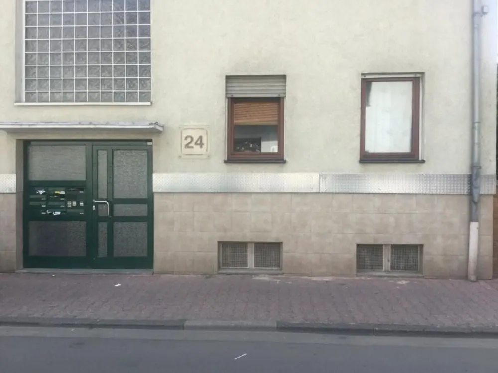 Sanierte 3 Zimmerwohnung mit Balkon