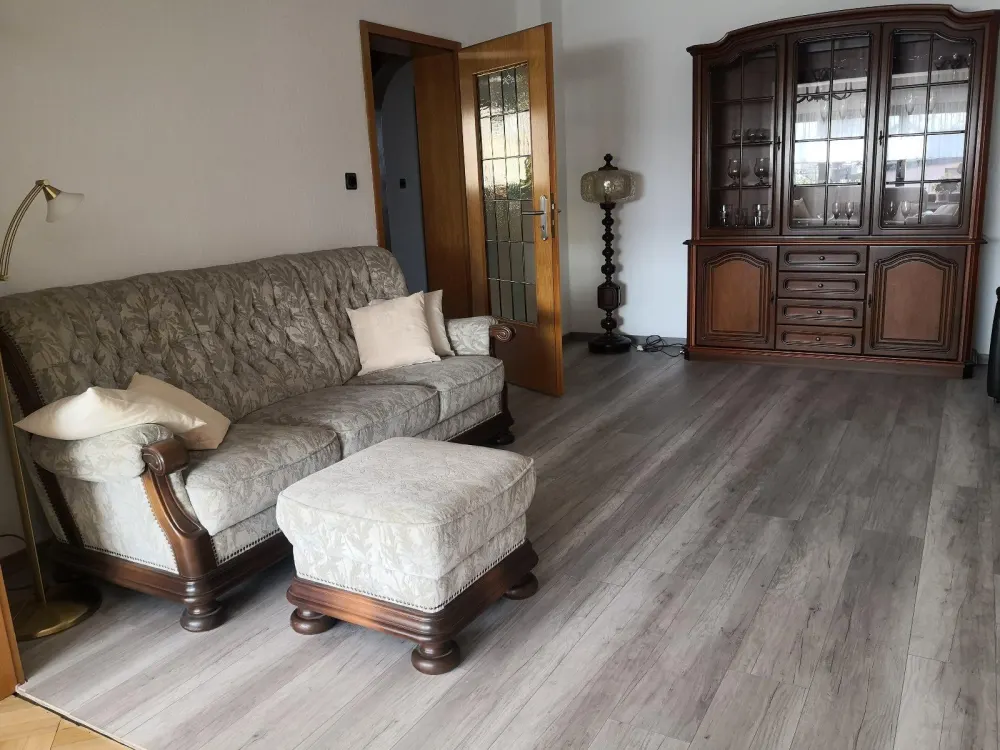 Helle 2 1/2 Zimmerwohnung, 90m², am westl. Stadtrand von Krefeld