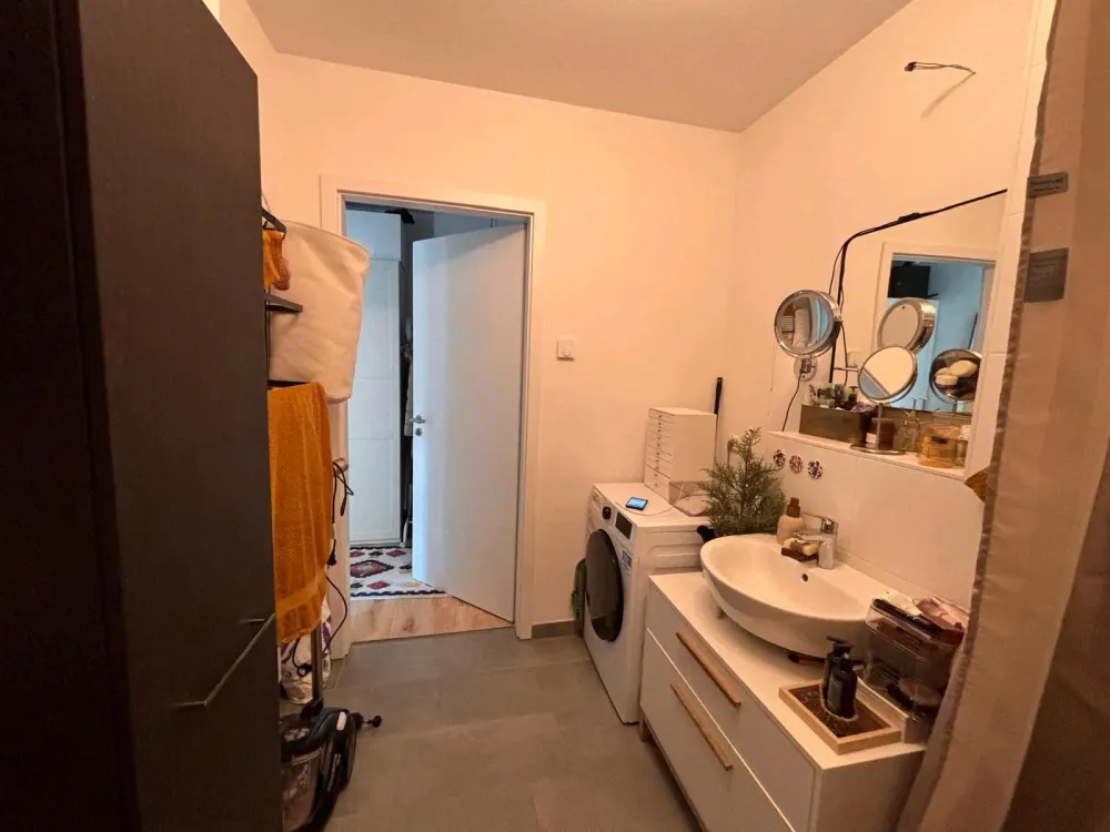 1 Zimmer, 45 m² Untermiete, möbiliert