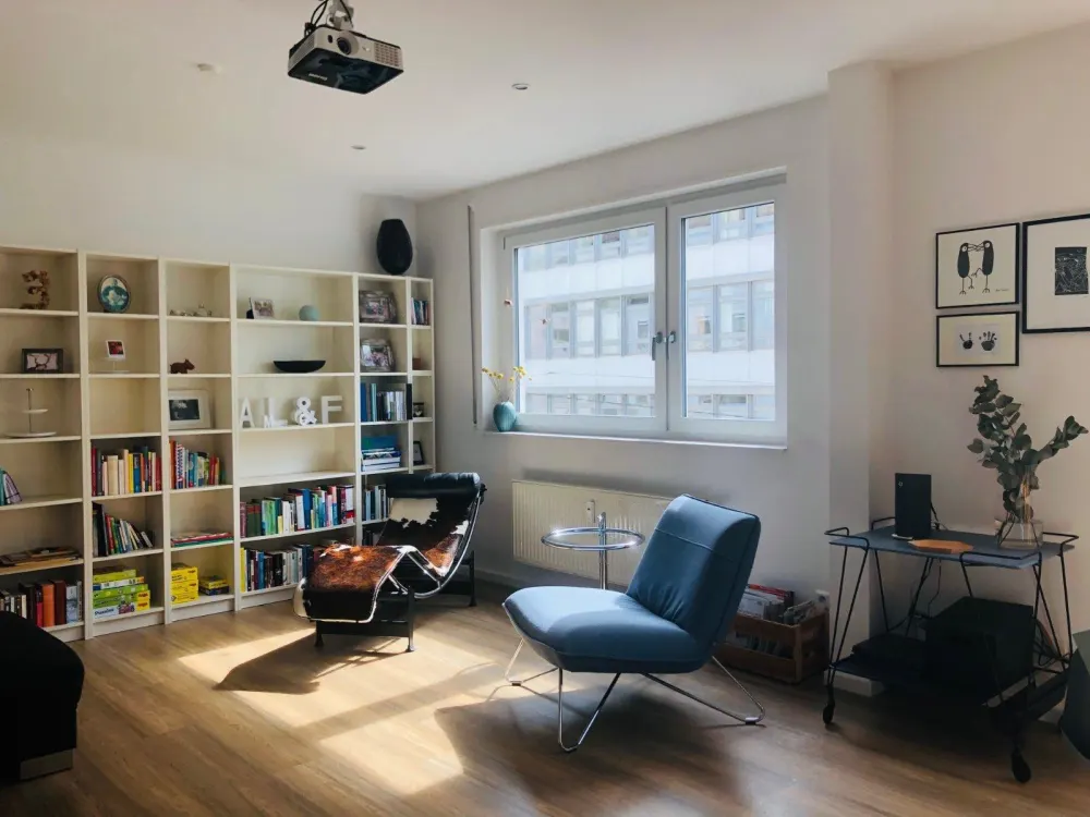 Schöne, modern & helle 3,5 Zi.-Wohnung zentrumsnah zu vermieten