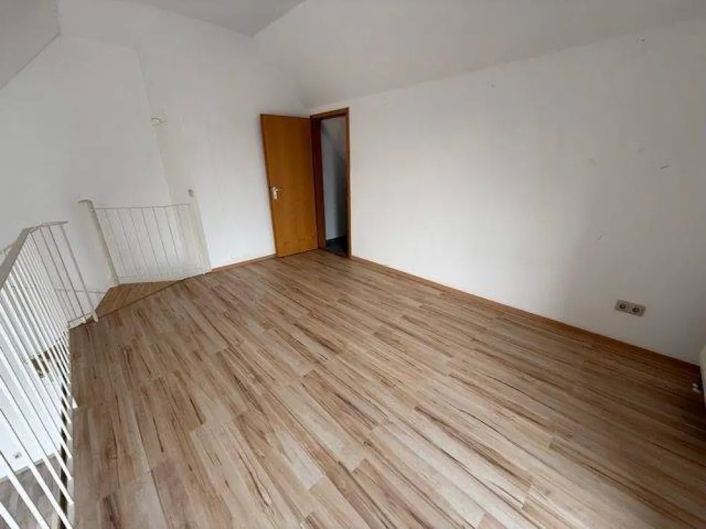 Großzügige 2-Raum-Maisonette-Wohnung mit Balkon im Leipziger Westen!
