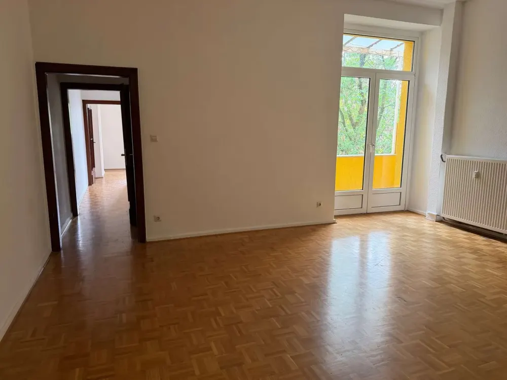 3-Zimmer-Wohnung Balkon und 64 m² Wfl.