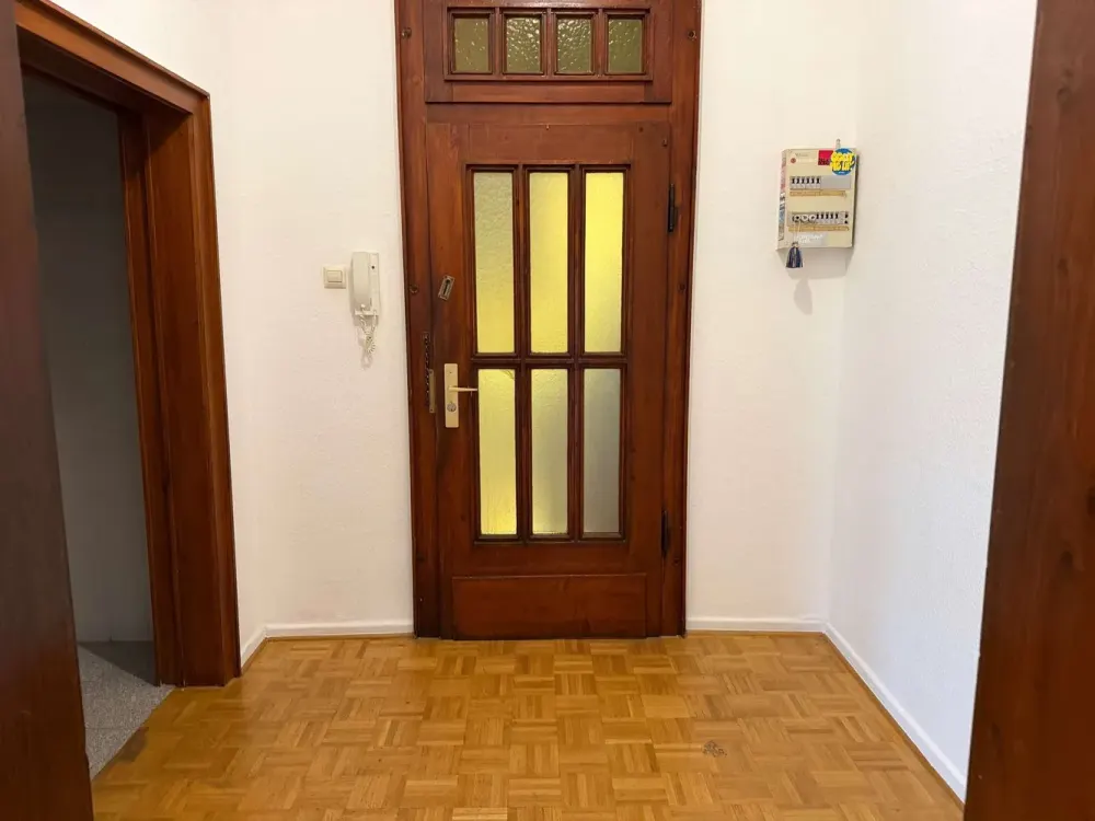 3-Zimmer-Wohnung Balkon und 64 m² Wfl.