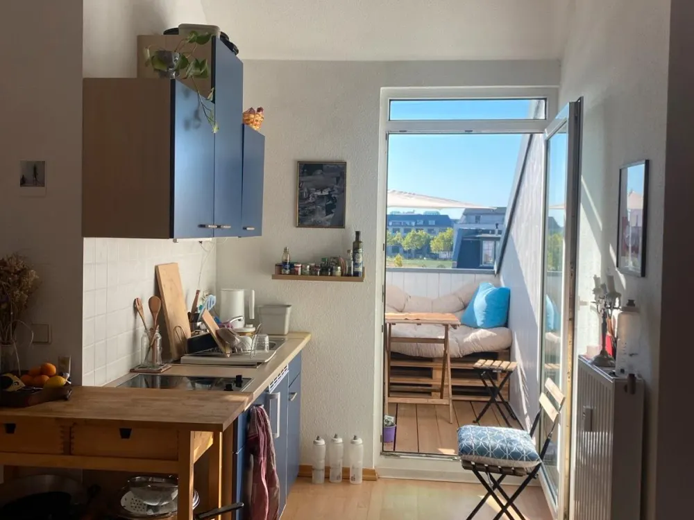 Lichtdurchflutete Wohnung zur Zwischenmiete (Nov.-Dez.)