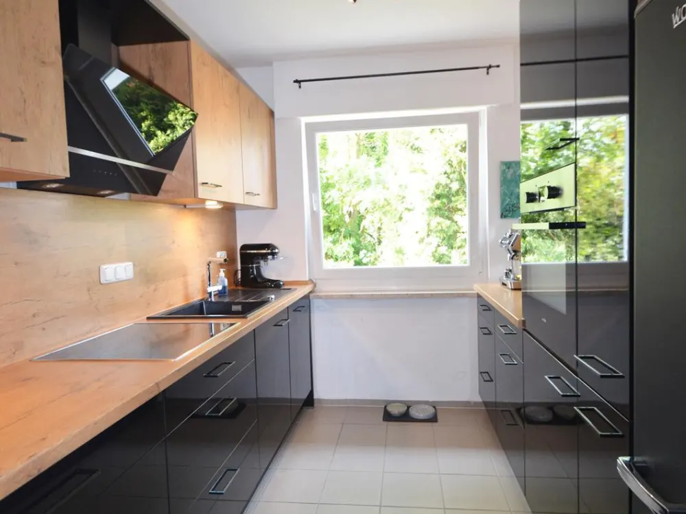 Moderne helle 3-Zimmer-Wohnung mit Balkon und Stellplatz!