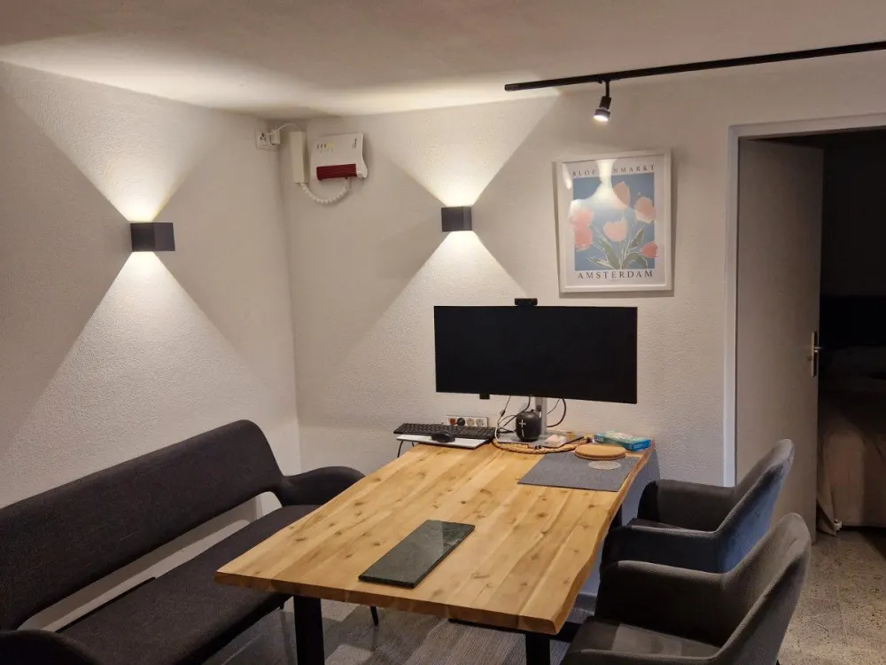 Möbliertes 2-ZIMMER-APARTMENT Souterrain, in Nürnberg