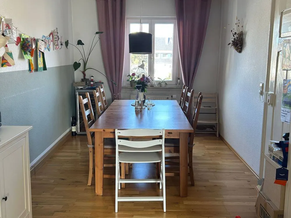 KA-Durlach Near Train Station / Bright 4-Room Apartment with Balcony / from 01.01.2027