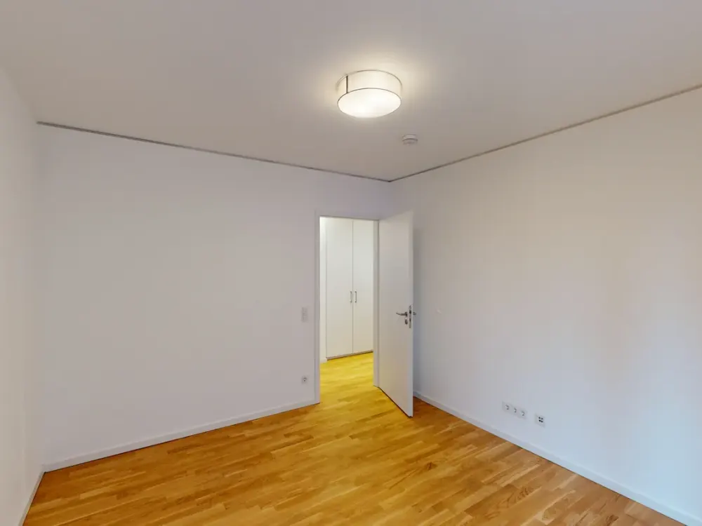 Immerse Yourself in the Atmosphere of Überseestadt