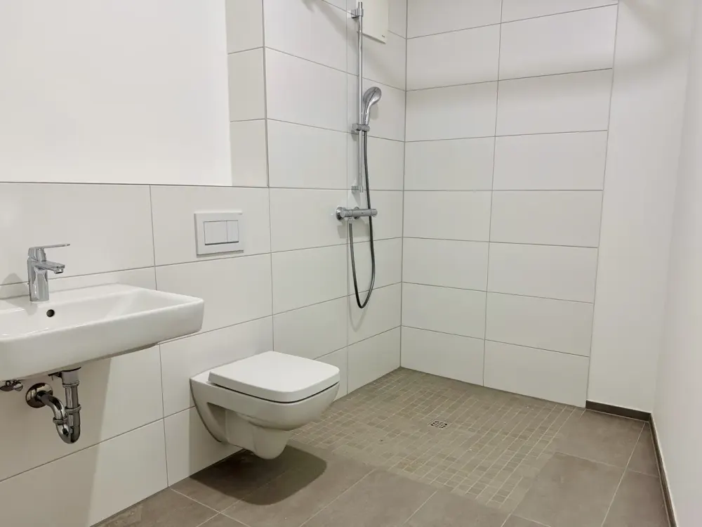 Neubau-Gebiet Hannover KRONSRODE: Einbauküche, Loggia, Fußbodenheizung, 2 Bäder, Lift, Keller, TG