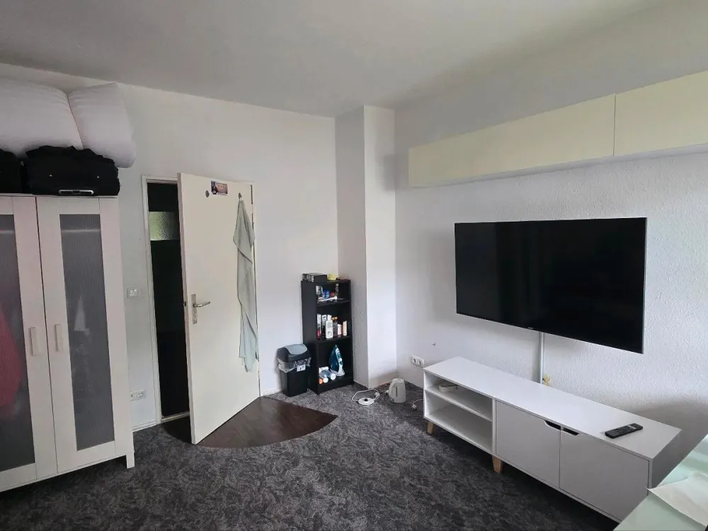 Helles möbliertes Zimmer in 2-Zimmer-Wohnung in Rickensdorf