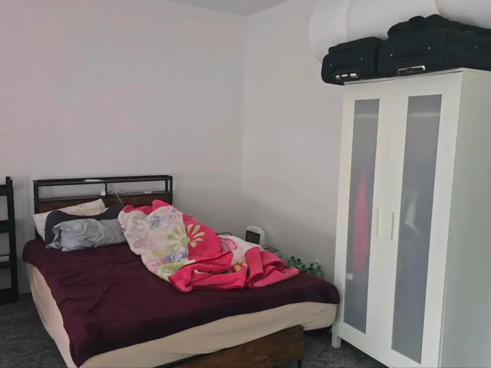 Helles möbliertes Zimmer in 2-Zimmer-Wohnung in Rickensdorf