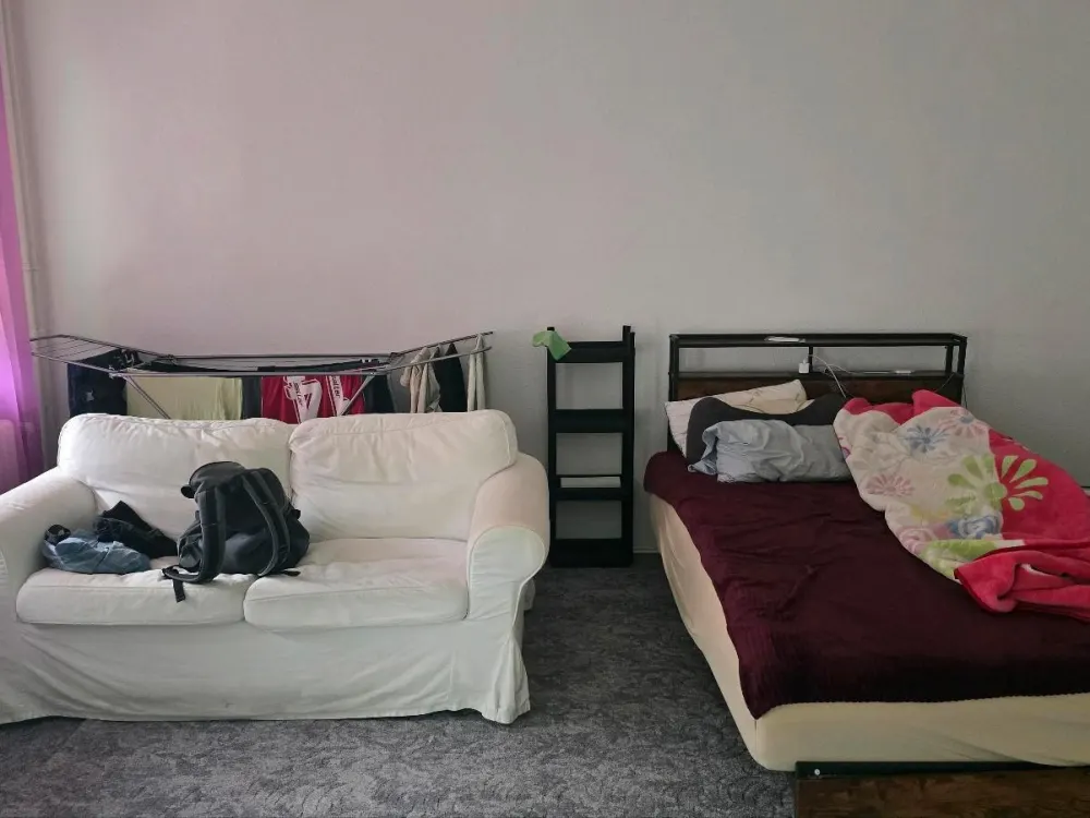 Helles möbliertes Zimmer in 2-Zimmer-Wohnung in Rickensdorf