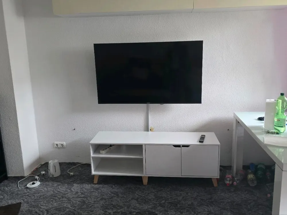 Helles möbliertes Zimmer in 2-Zimmer-Wohnung in Rickensdorf
