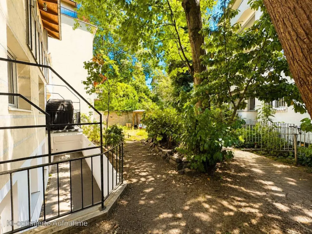 WOHNEN am VOLKSGARTEN: ATRIUM TERRASSEN WOHNUNG mit sep. EINGANG und großer WOHNKÜCHE inkl. EBK