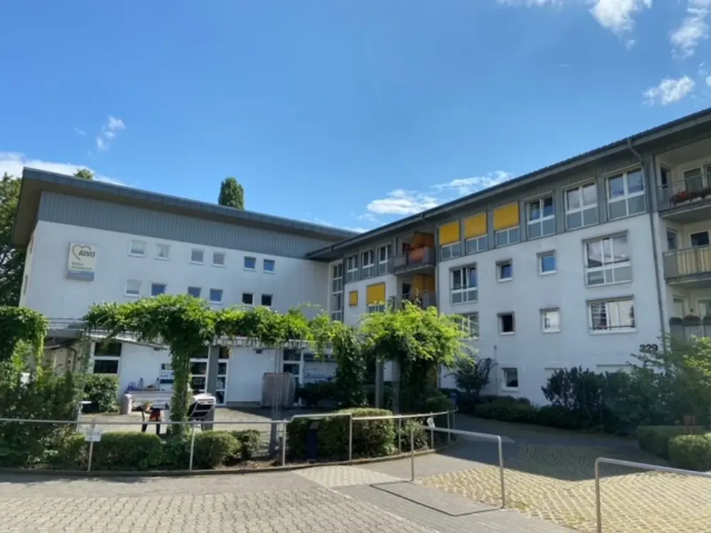 SENIORENWOHNANLAGE (Bewerber ausschließlich Ü60) - 2-Zimmer-Wohnung mit Balkon für 2 Personen