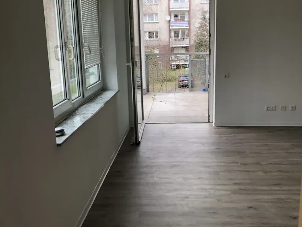 SENIORENWOHNANLAGE (Bewerber ausschließlich Ü60) - 2-Zimmer-Wohnung mit Balkon für 2 Personen