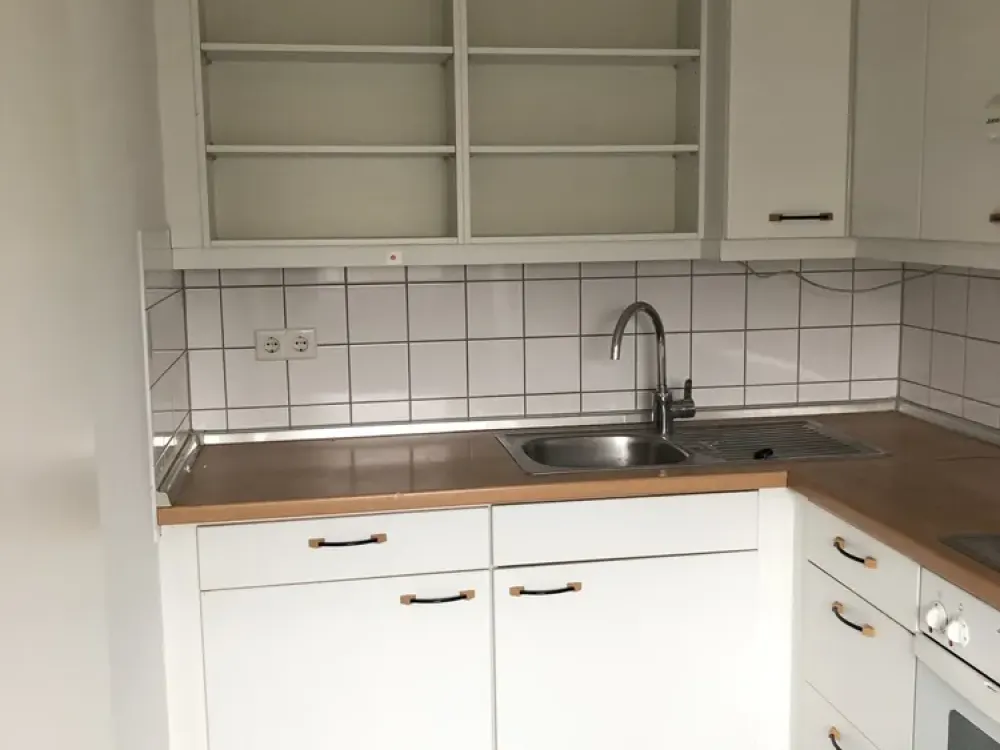 SENIORENWOHNANLAGE (Bewerber ausschließlich Ü60) - 2-Zimmer-Wohnung mit Balkon für 2 Personen