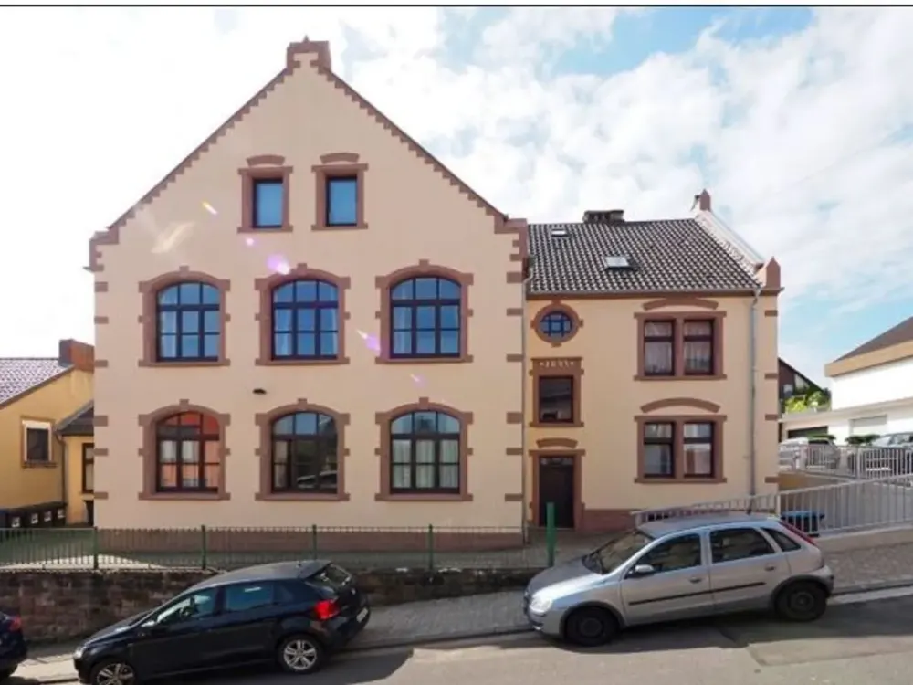 Bright 2-Room Apartment in Quiet Location of Püttlingen, 54 sqm