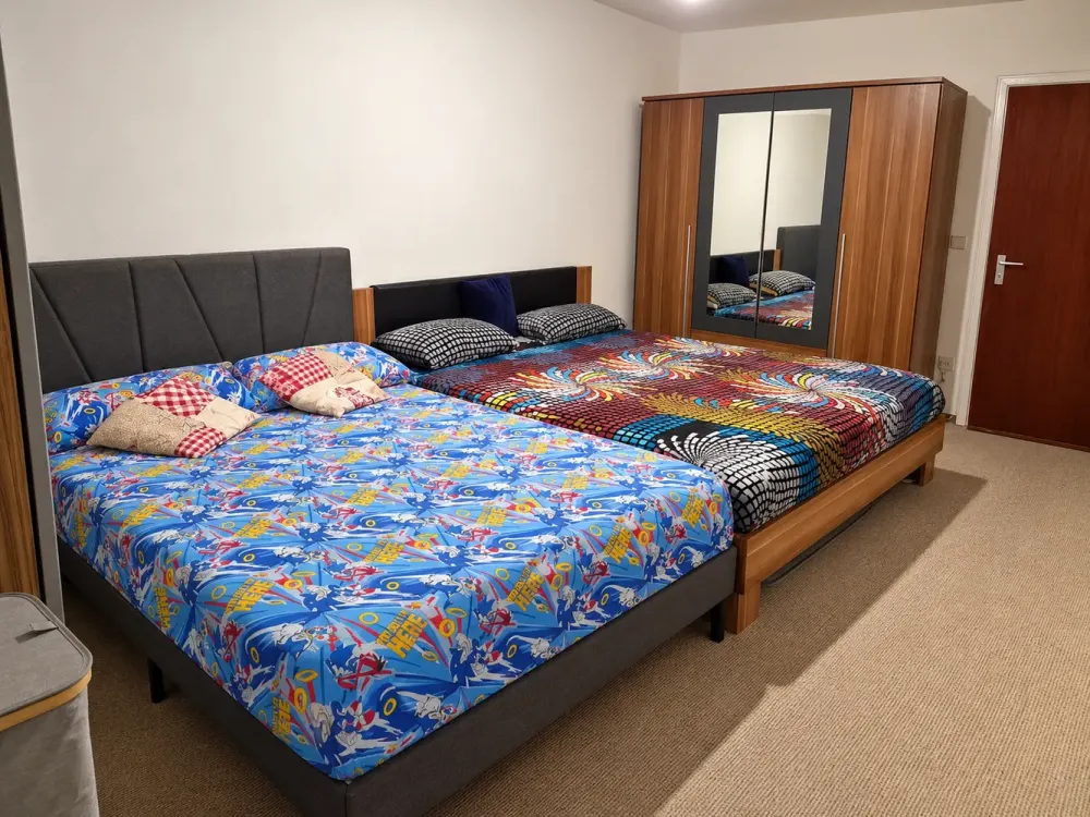 2-Room Apartment with Balcony, Elevator & Cellar, S-Bahn Within Walking Distance!