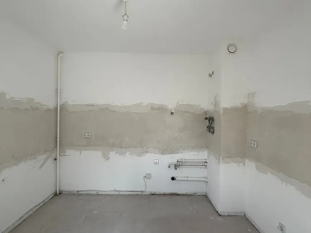 Nobody is perfect - 3 Zimmer mit Balkon warten in Neukölln auf ein wenig Zuwendung