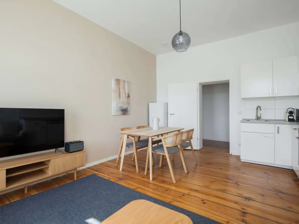 Charmante 4-Zimmer Wohnung in Kreuzberg - voll möbliert