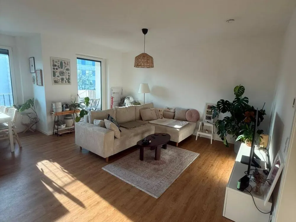 Moderne Etagenwohnung zur Miete mit Balkon in Dresden - Wentzel Dr.