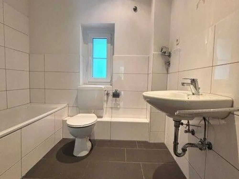 Frisch renovierte 2-Zimmer Wohnung am Waldrand