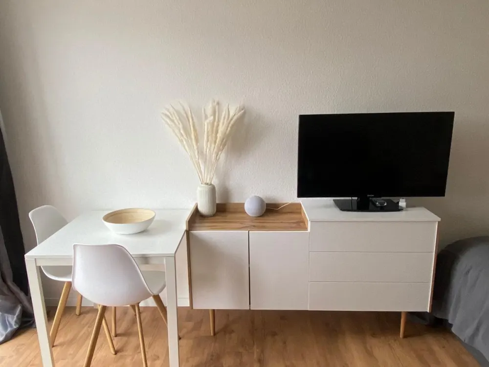 Renoviertes 1 Zimmer Design Apartment - sehr schön eingerichtet