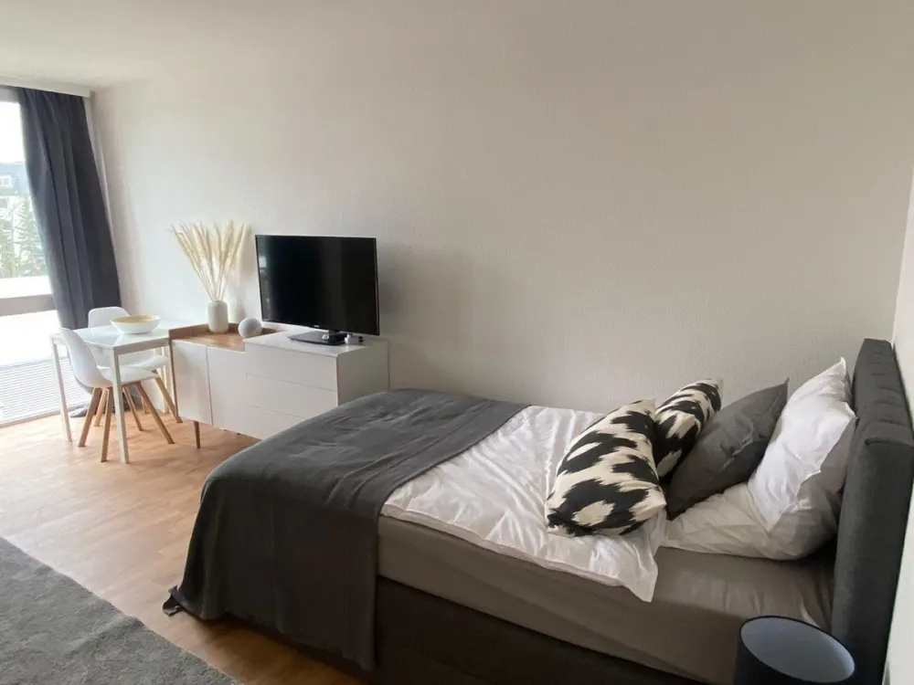 Renoviertes 1 Zimmer Design Apartment - sehr schön eingerichtet