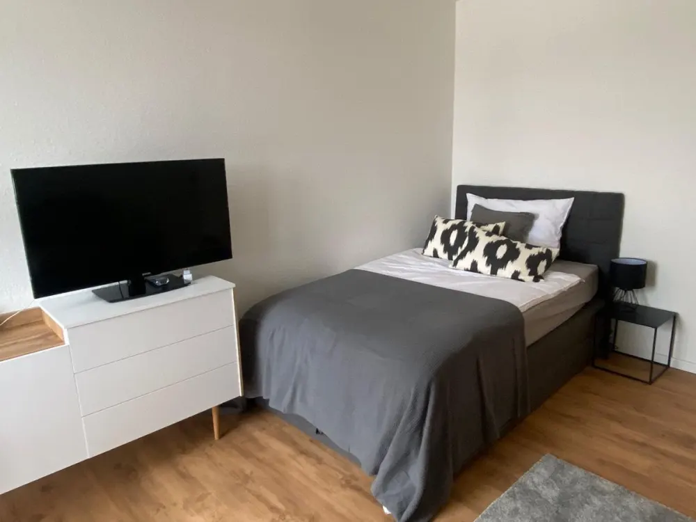 Renoviertes 1 Zimmer Design Apartment - sehr schön eingerichtet