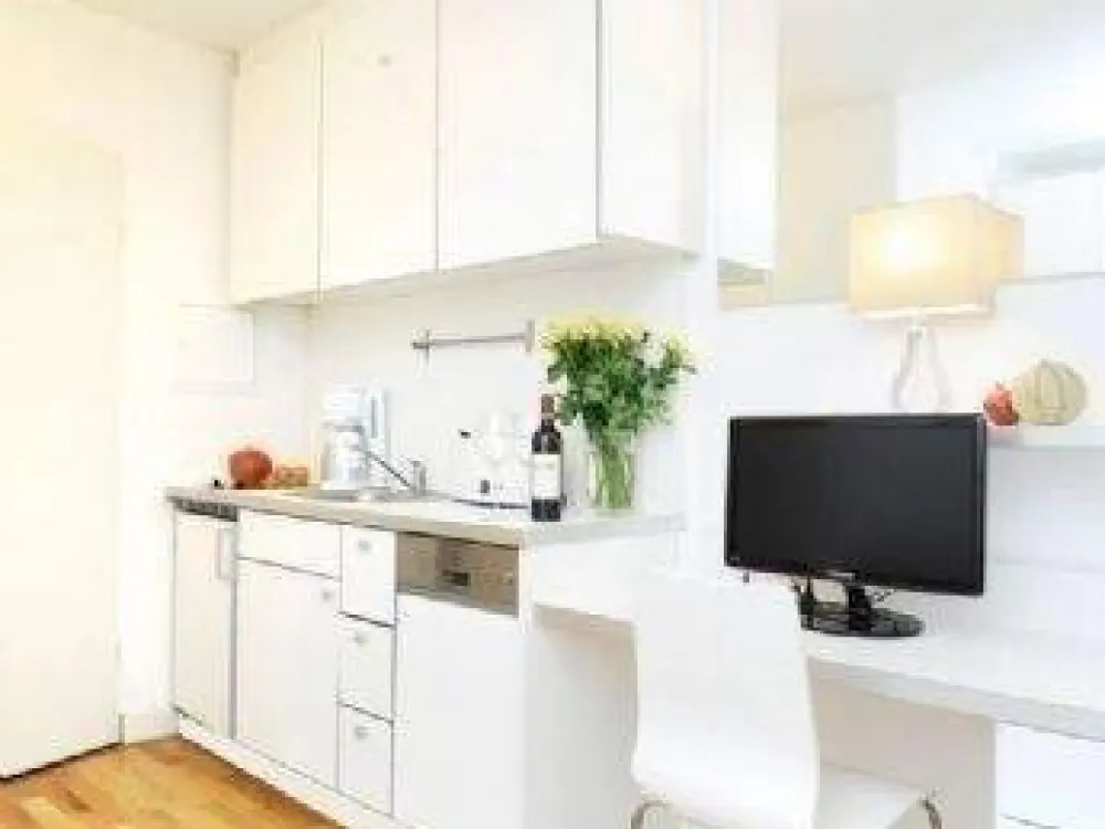 Frankfurt Messe Special: Ihr möbliertes Designer-Studio (23 m²) in Grün-Oase, ab 40 €/Tag, kautionsfrei & all-inclusive!