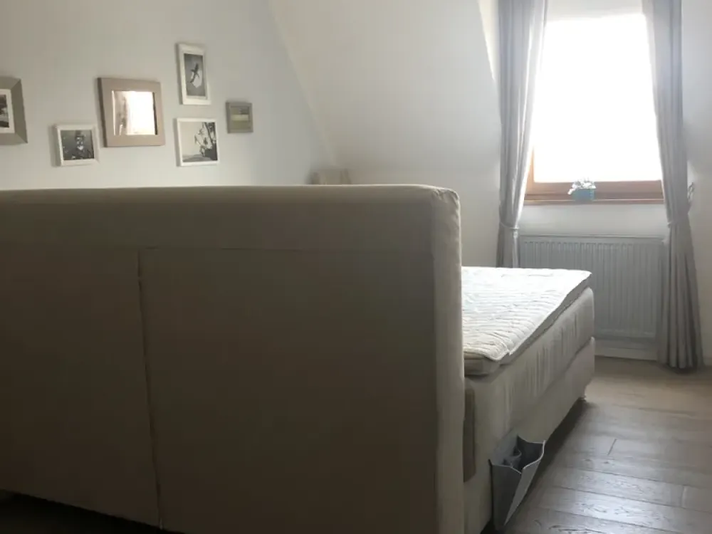 Exclusive 2.5-Room Attic Apartment with Built-in Kitchen in Frankfurt am Main