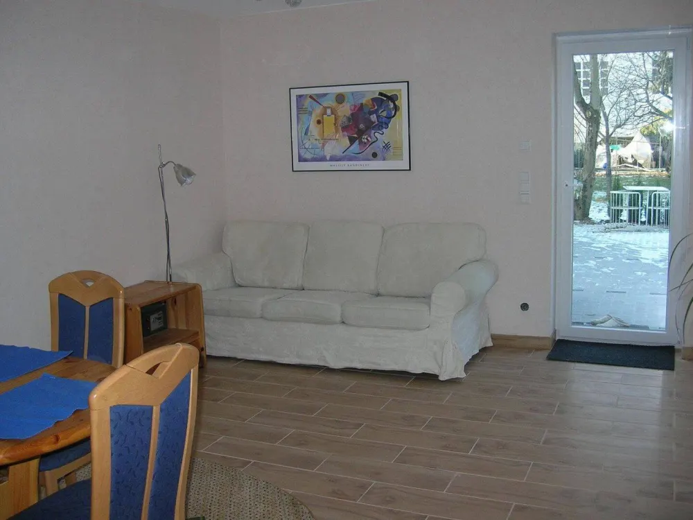 Spacious 2-Room Apartment, Quietly Located