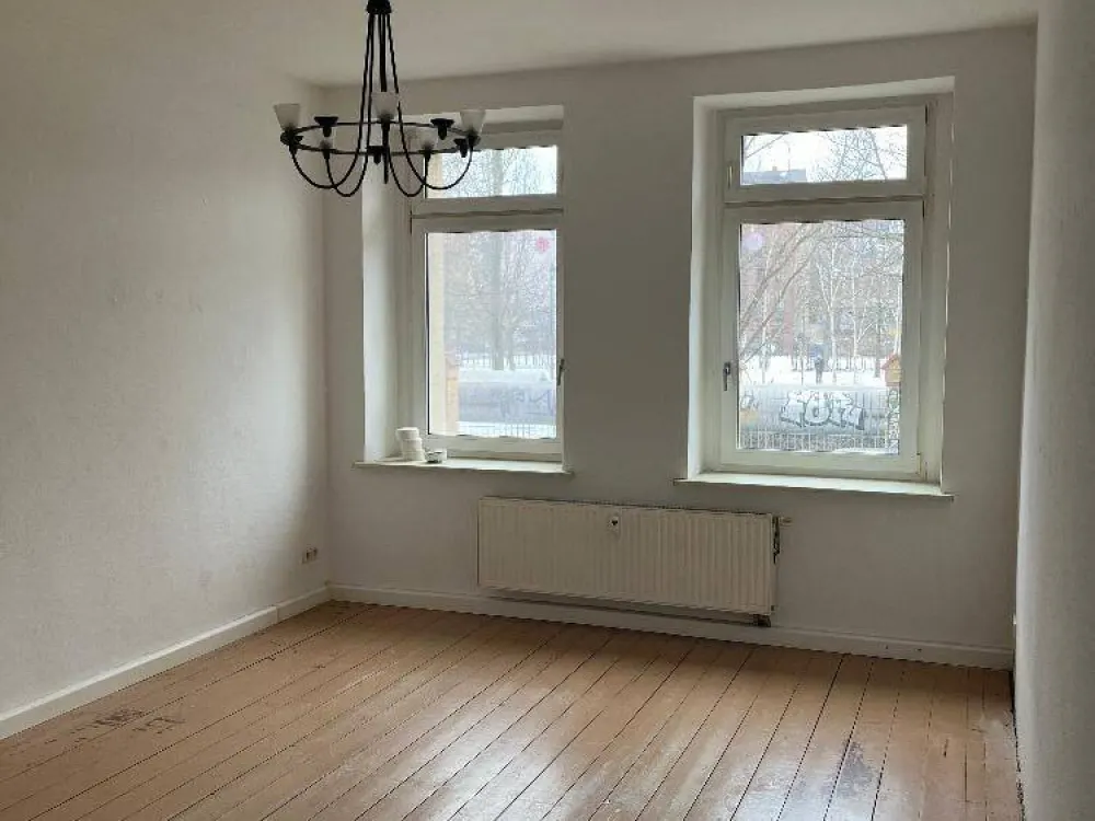 2 Raum Wohnung EG direkt am Lene Voigt Park WG geeignet 1 Monat mietfrei