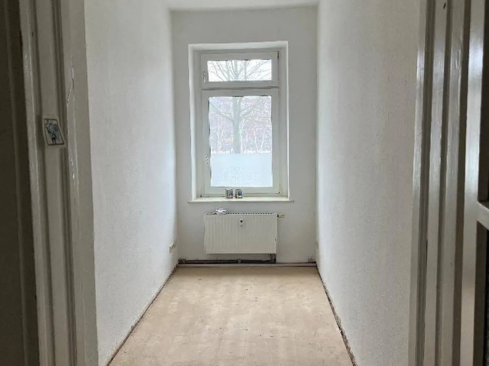 2 Raum Wohnung EG direkt am Lene Voigt Park WG geeignet 1 Monat mietfrei