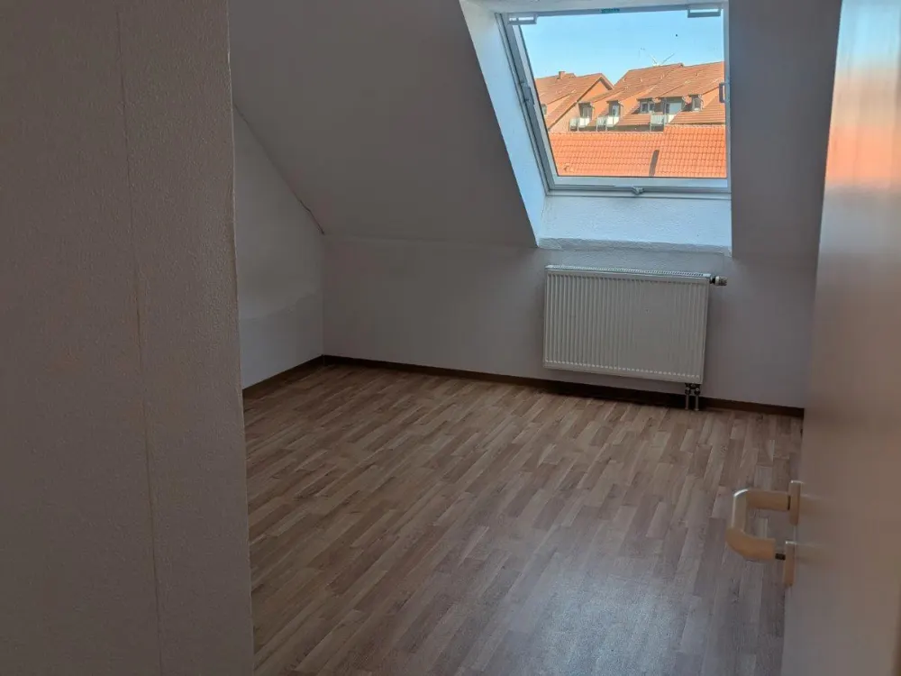 Schöne 4 Zimmer Wohnung