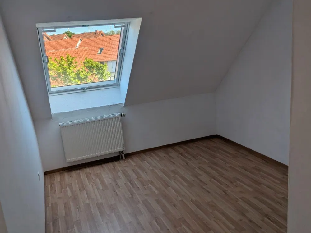 Schöne 4 Zimmer Wohnung