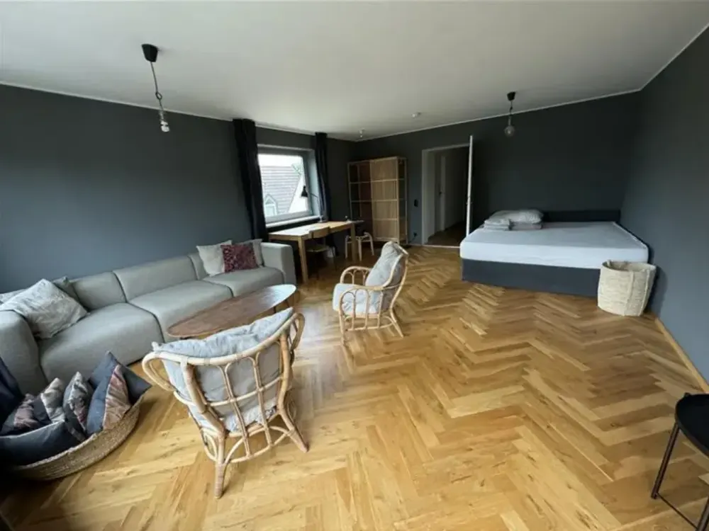 WG Zimmer - Möbliert & Modern!