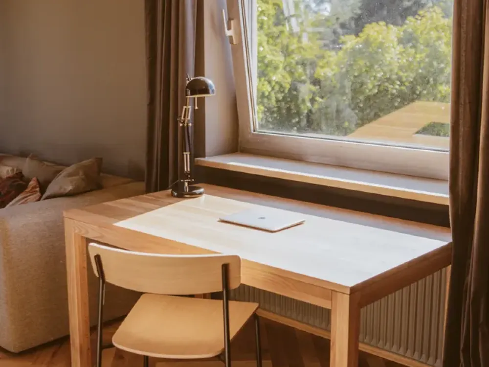 WG Zimmer - Möbliert & Modern!