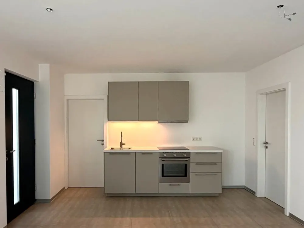 Helle 2-Zimmerwohnung mit neuer Einbauküche in Waldenbuch