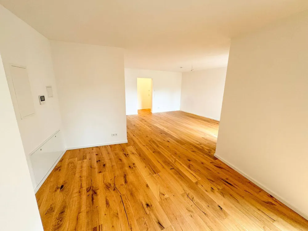 Für Menschen mit individuellem Platzbedarf - 5 Zimmer | Erstbezug | 2 Bäder | Aufzug | Tiefgarage