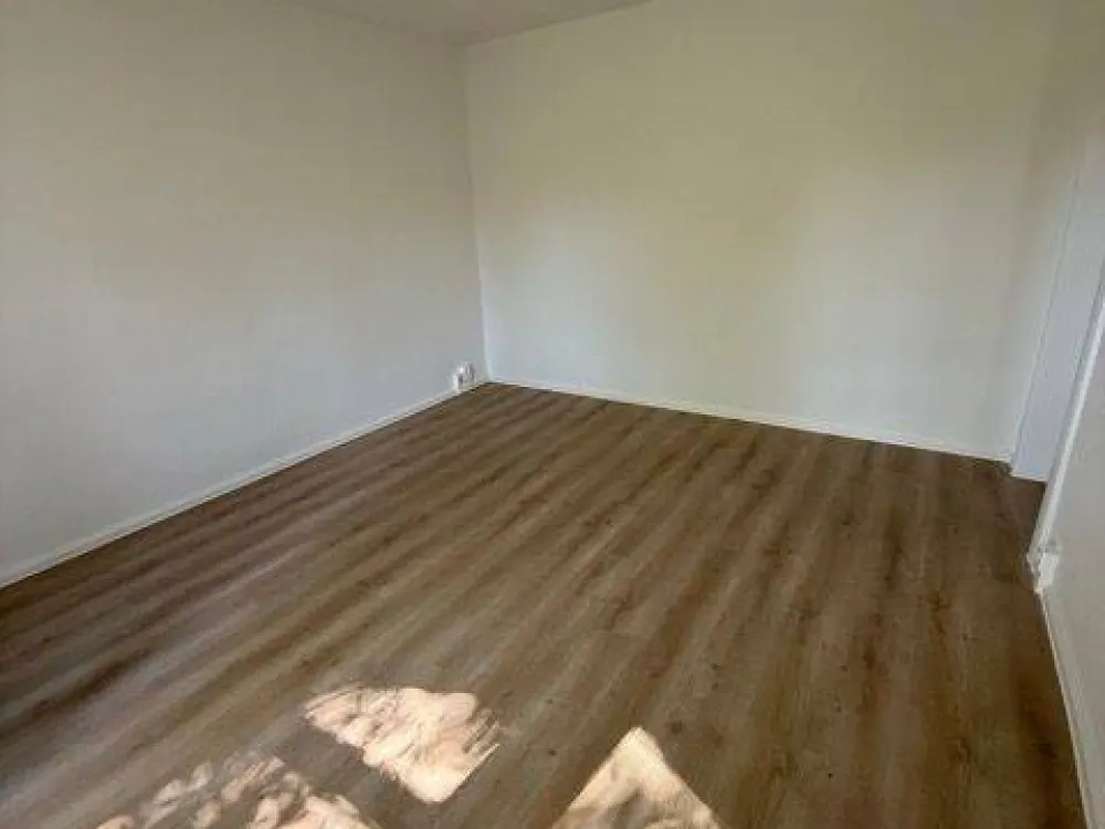 Charmante 2-Zimmer-Wohnung mit Balkon in ruhiger Lage