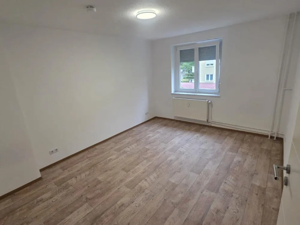 Helle, modern renovierte Wohnung in Fürth-Hardhöhe mit Einbauküch