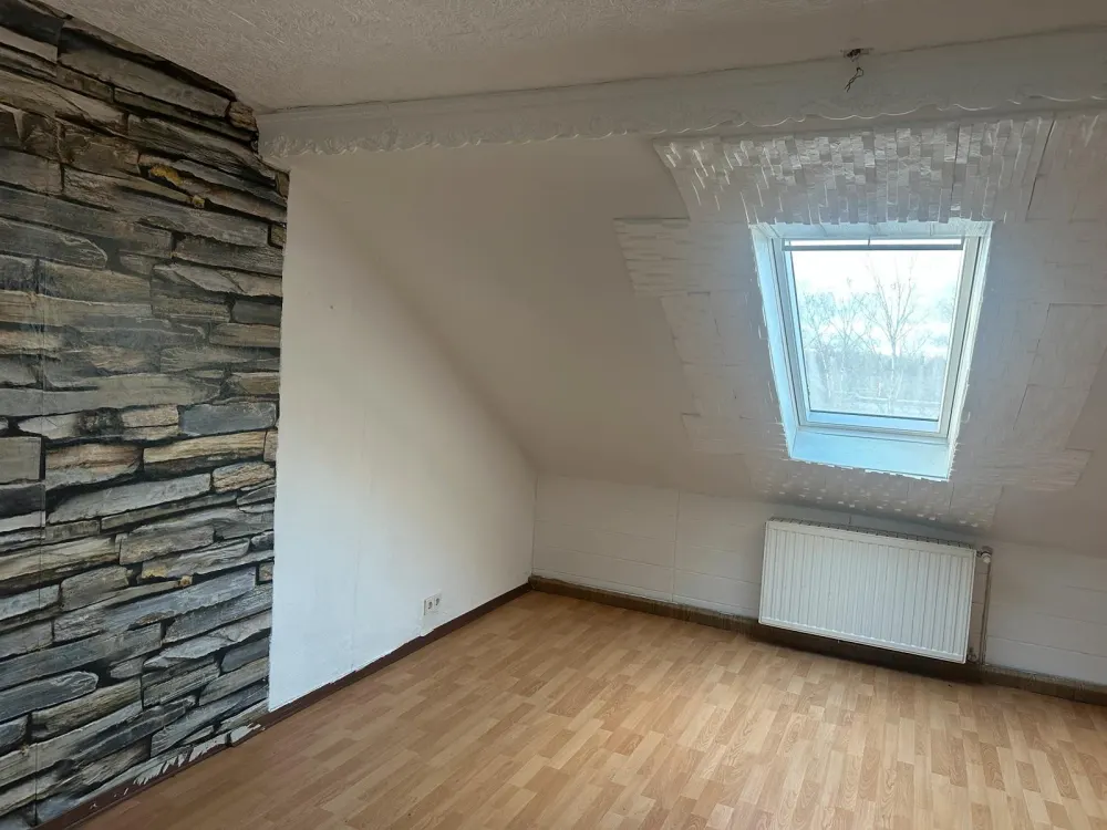 Dachgeschosswohnung in 66130 Saarbrücken