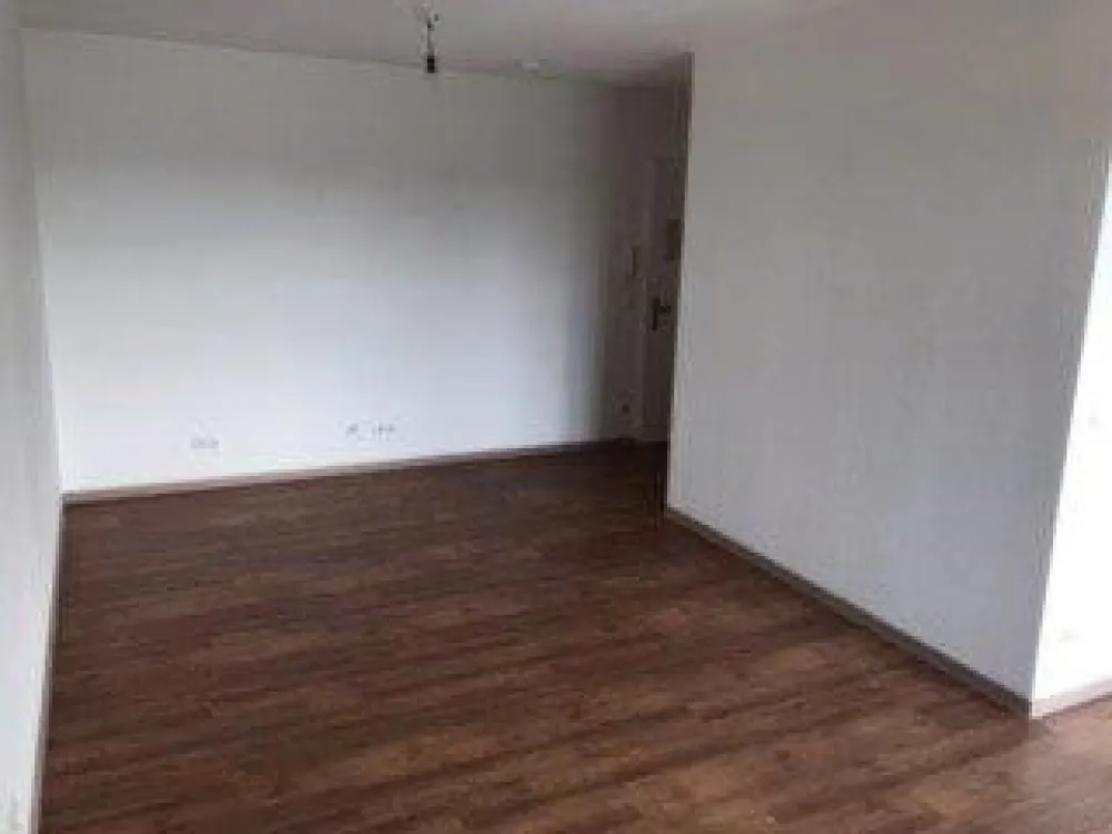 1600/47215/107 H3 "Bright Ground Floor Apartment in a Quiet Location - with Garden"