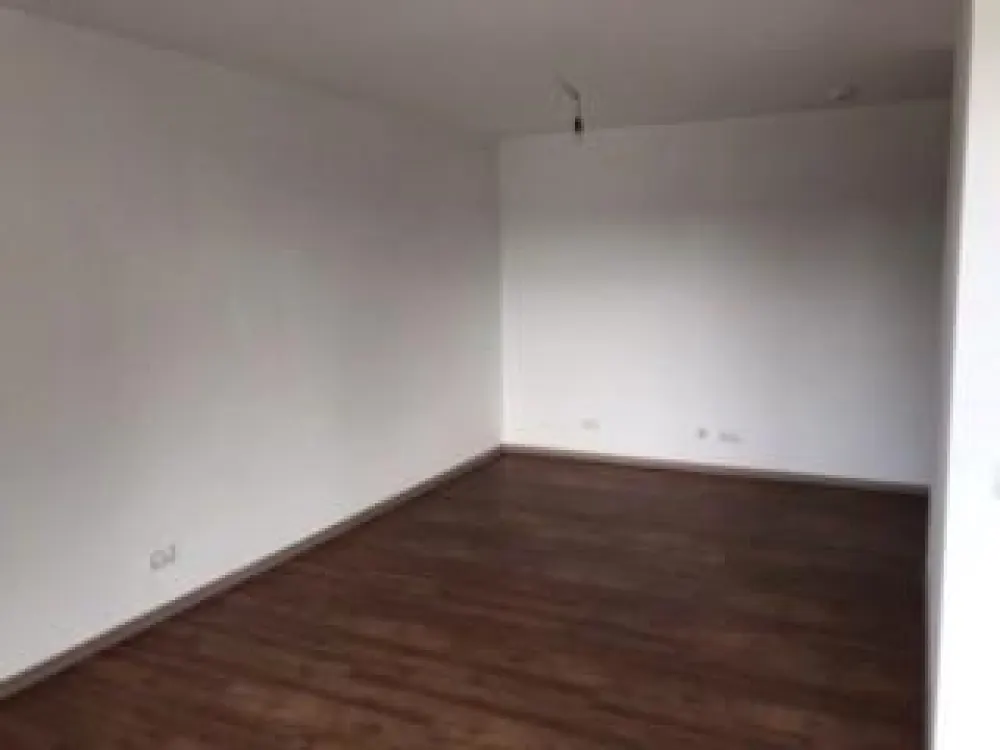 1600/47215/107 H3 "Bright Ground Floor Apartment in a Quiet Location - with Garden"