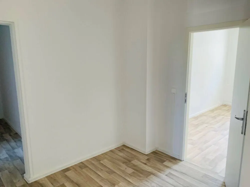 4-room apartment with balcony at airy height