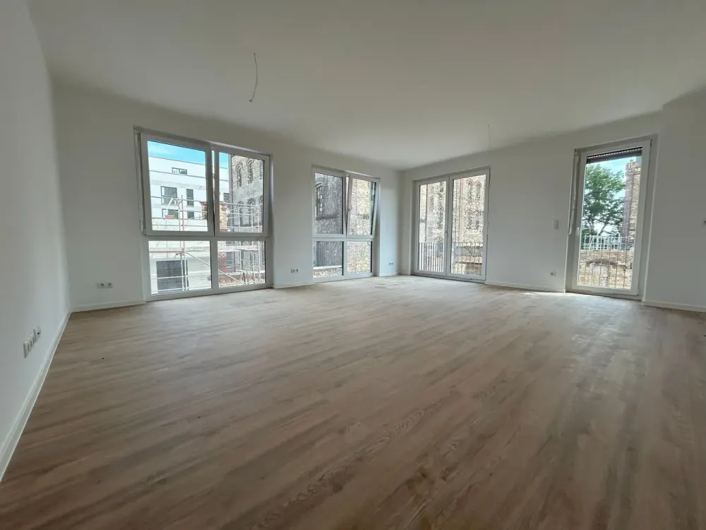 Moderne Erdgeschosswohnung in Delitzsch mit Terrasse und Einbauküche