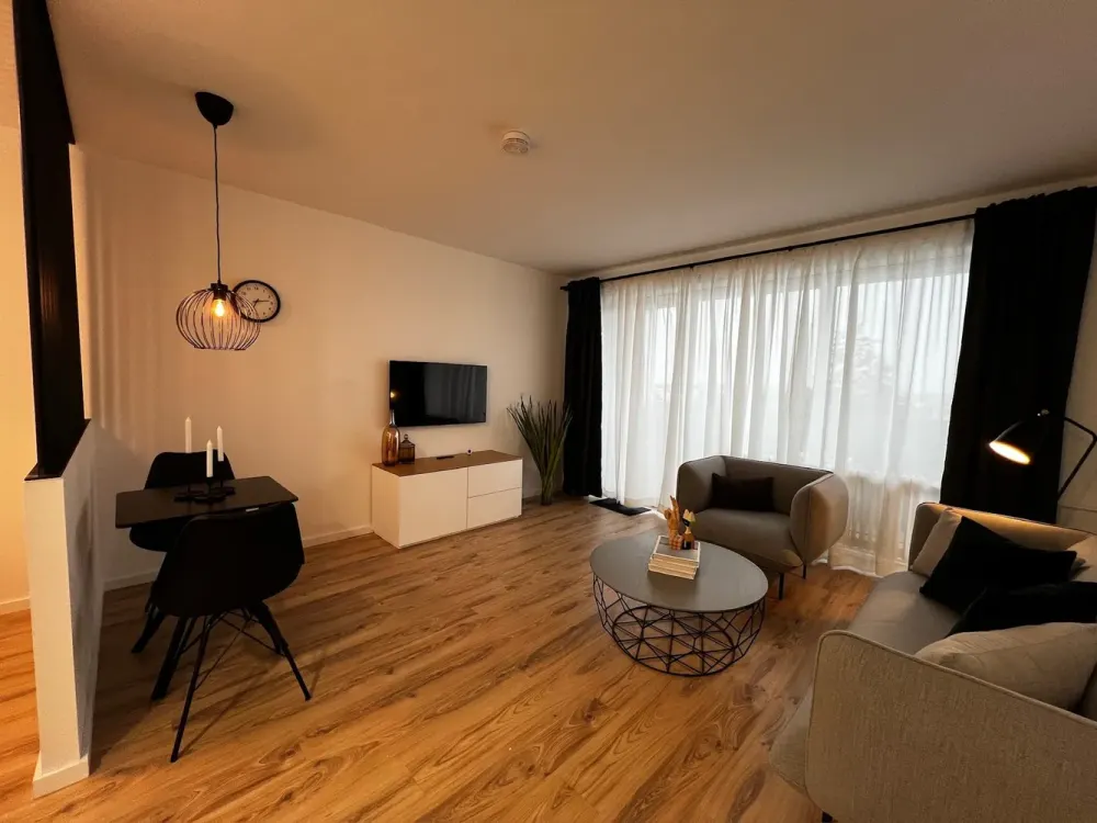 Kernsanierte | neu möbelierte | 1 Zimmerwohnung | 35qm | Langen Hessen | ab sofort zu beziehen